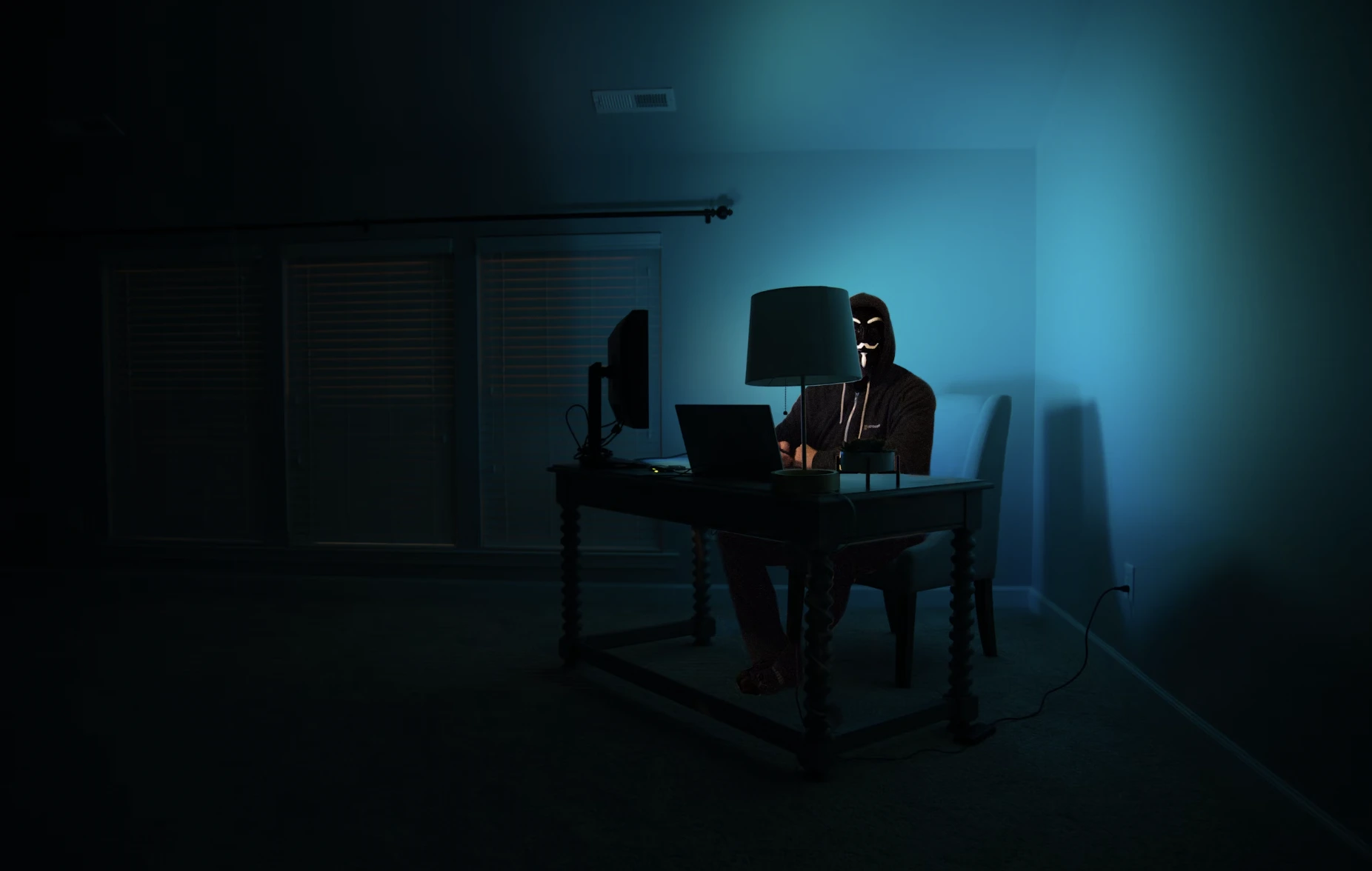 Homem que Hackeou a Conta X da SEC Confessa Culpa