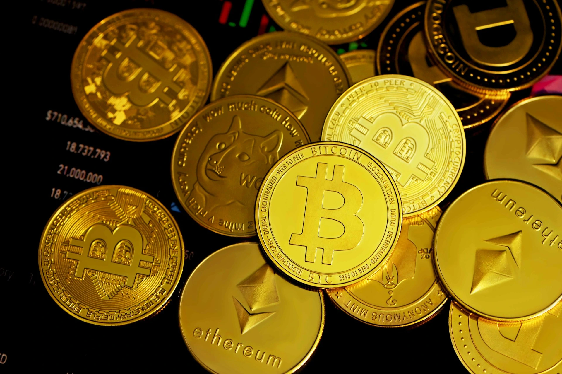 A Empresa de Criptomoedas de Trump, World Liberty Financial, Lança Reserva Estratégica de Tokens