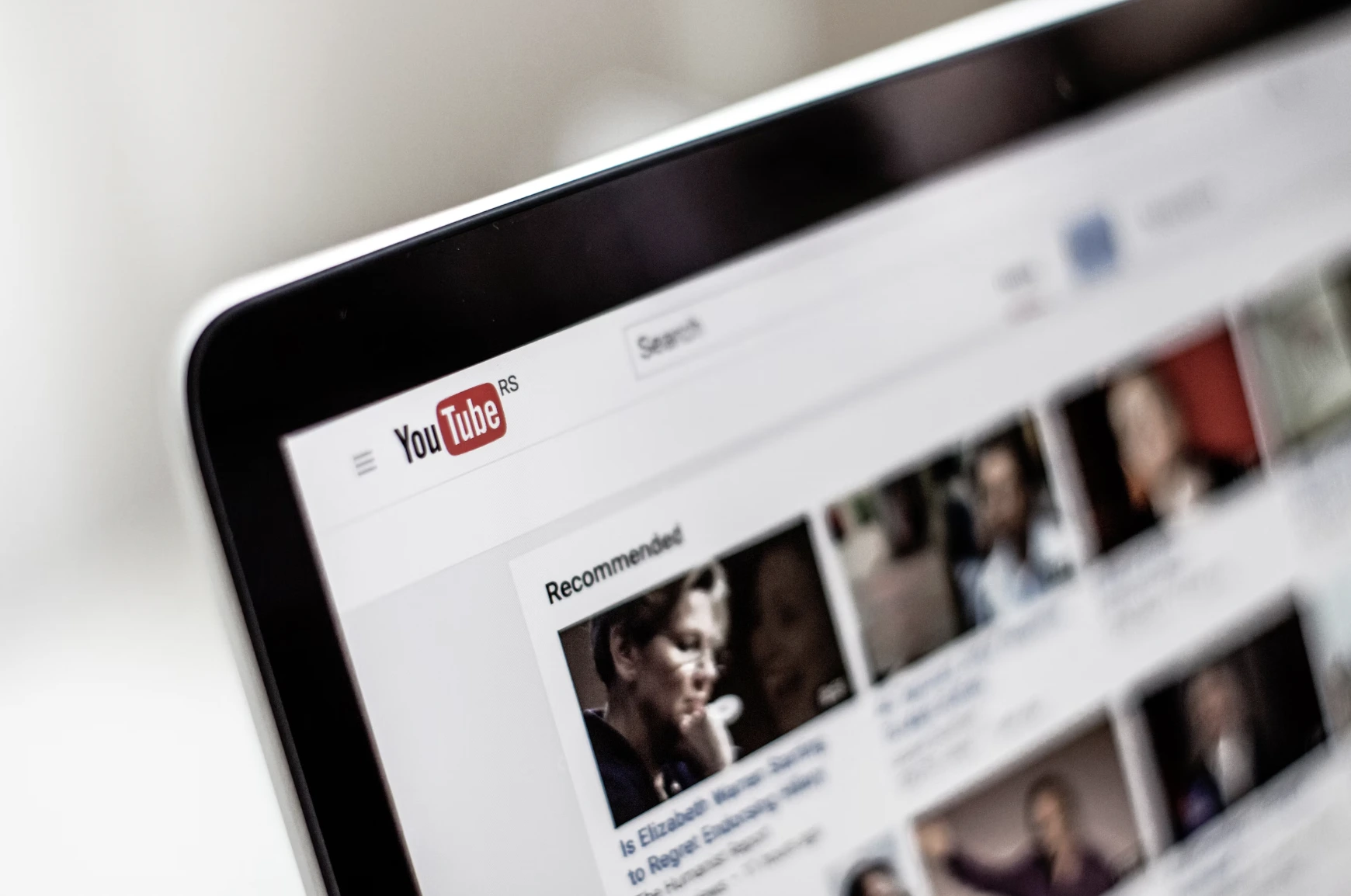 Hackers Chantagiam YouTubers para Espalhar Malware