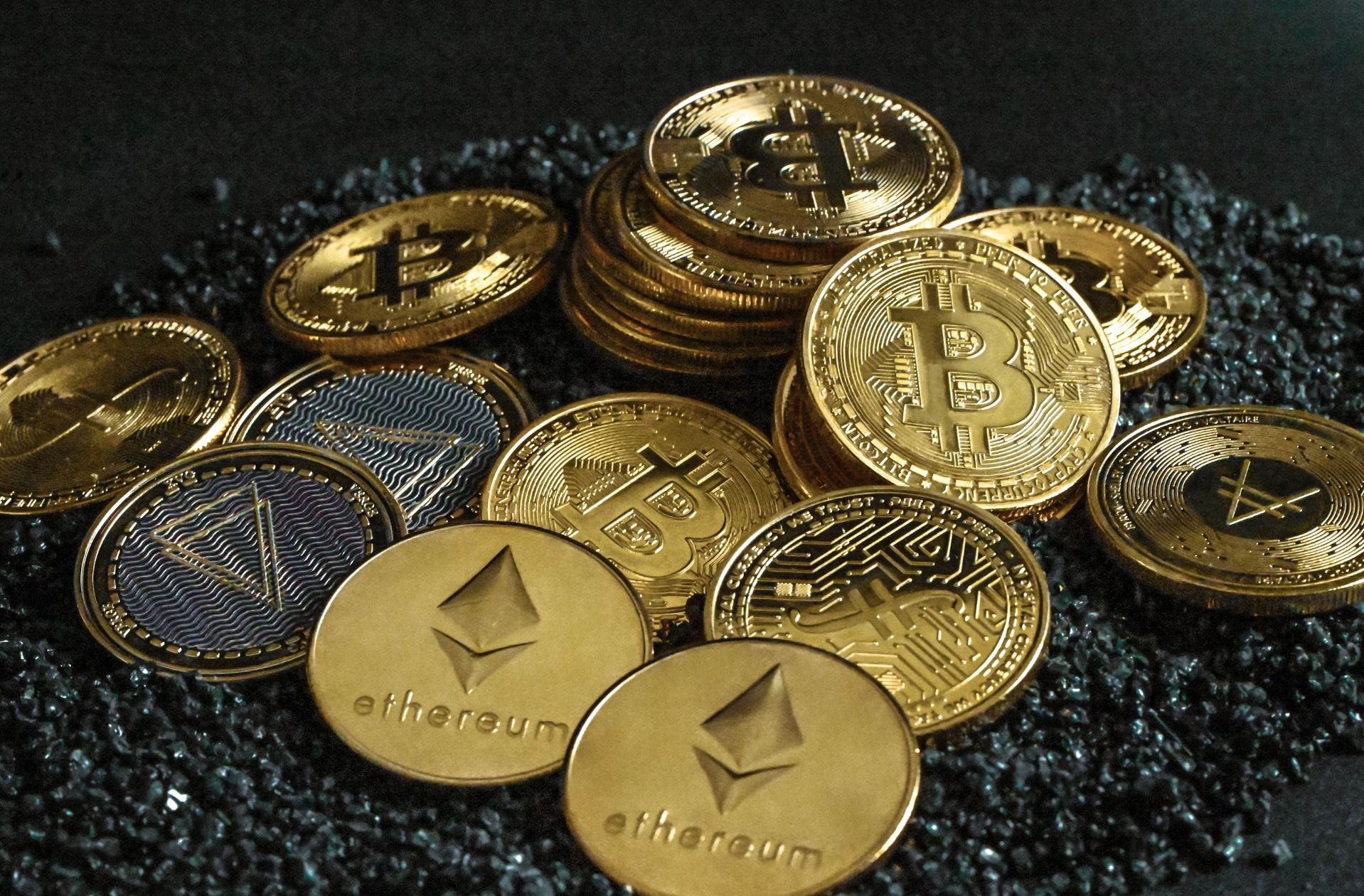 Mais de 1.000 usuários baixaram um pacote PyPI que roubou Chaves Privadas de Criptomoedas