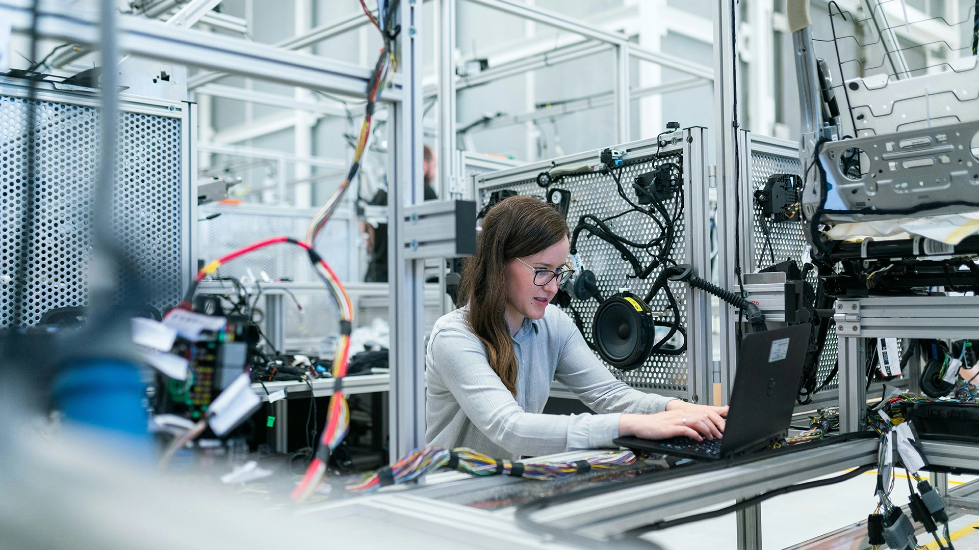 Startups Europeias de Defesa Expandem e Atraem Engenheiros de IA