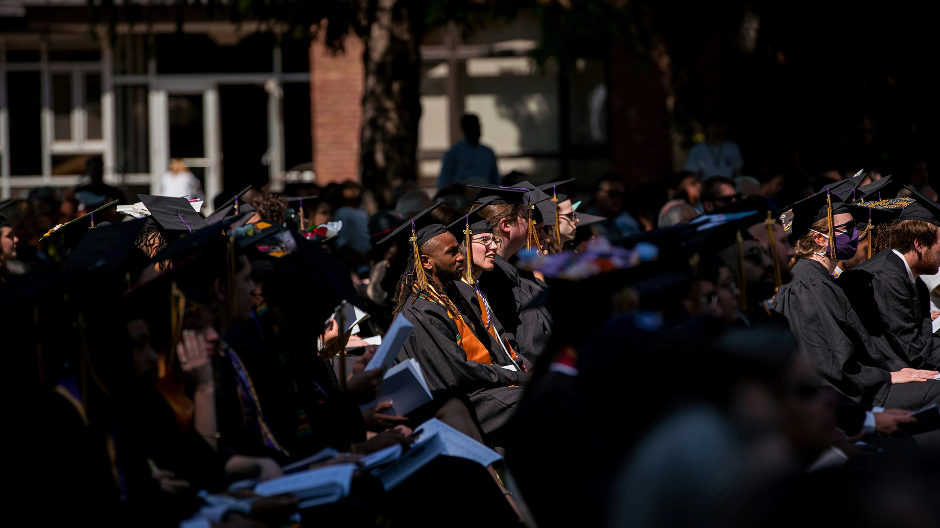 EUA Exigem que Estudantes Estrangeiros Tornem suas Redes Sociais Públicas para Vistos