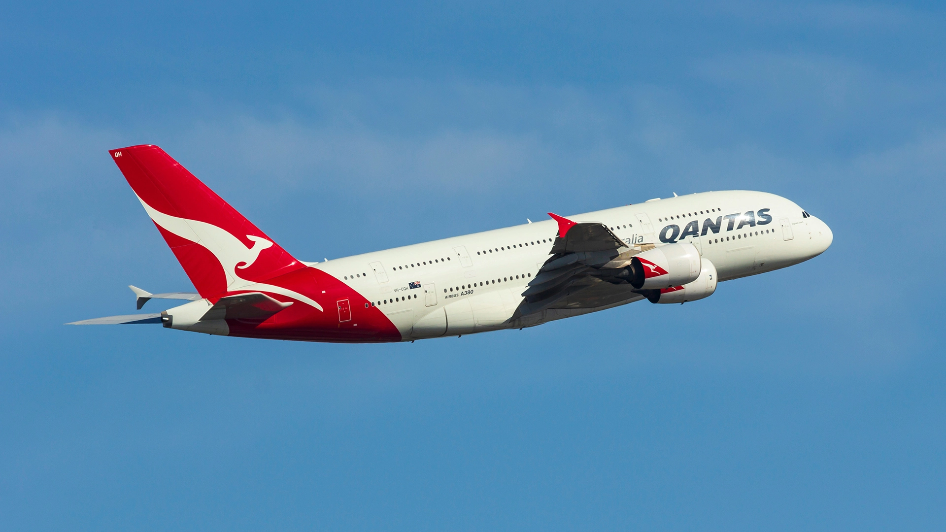 A companhia aérea australiana Qantas sofreu um ataque cibernético, expondo os dados de 6 milhões de clientes