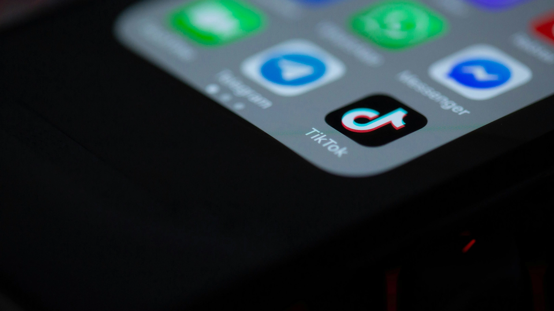 Meta e TikTok vencem batalha judicial na UE sobre taxas de tecnologia