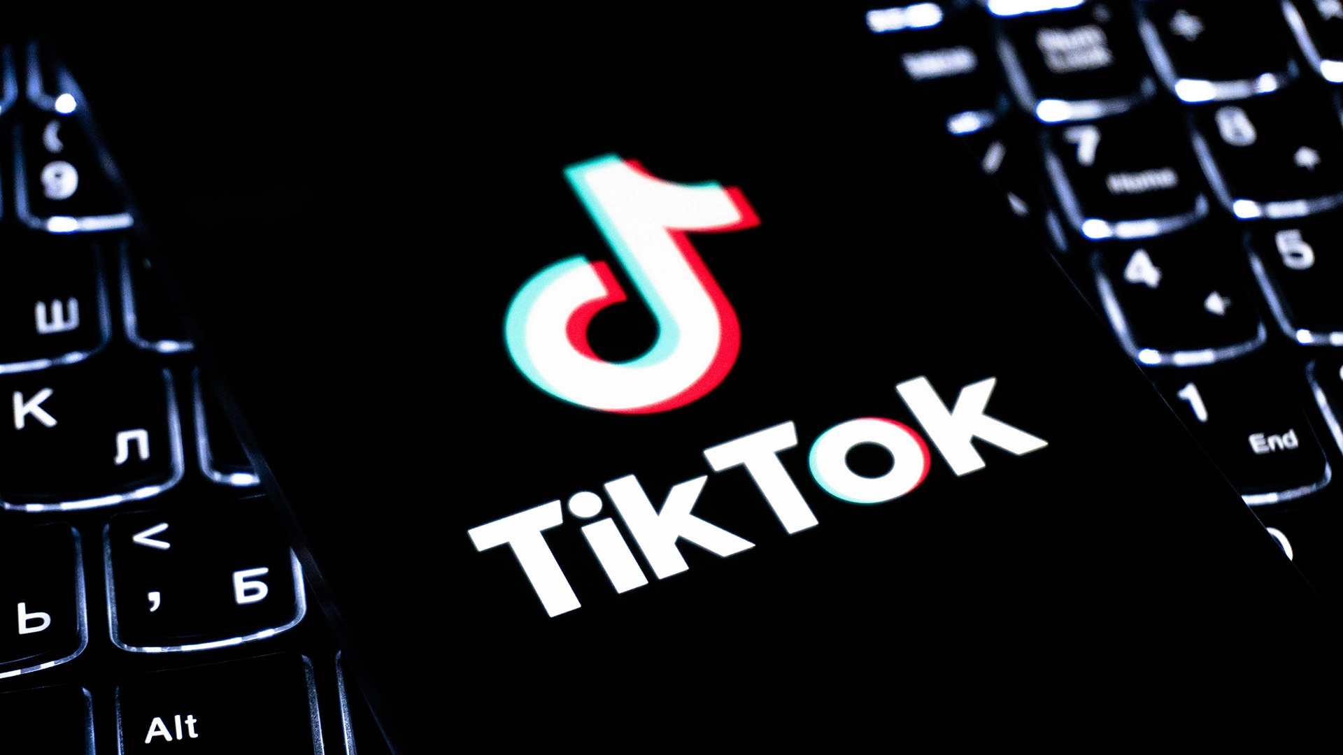 Trump Assina Ordem para Transferir as Operações da TikTok nos EUA para Investidores Americanos