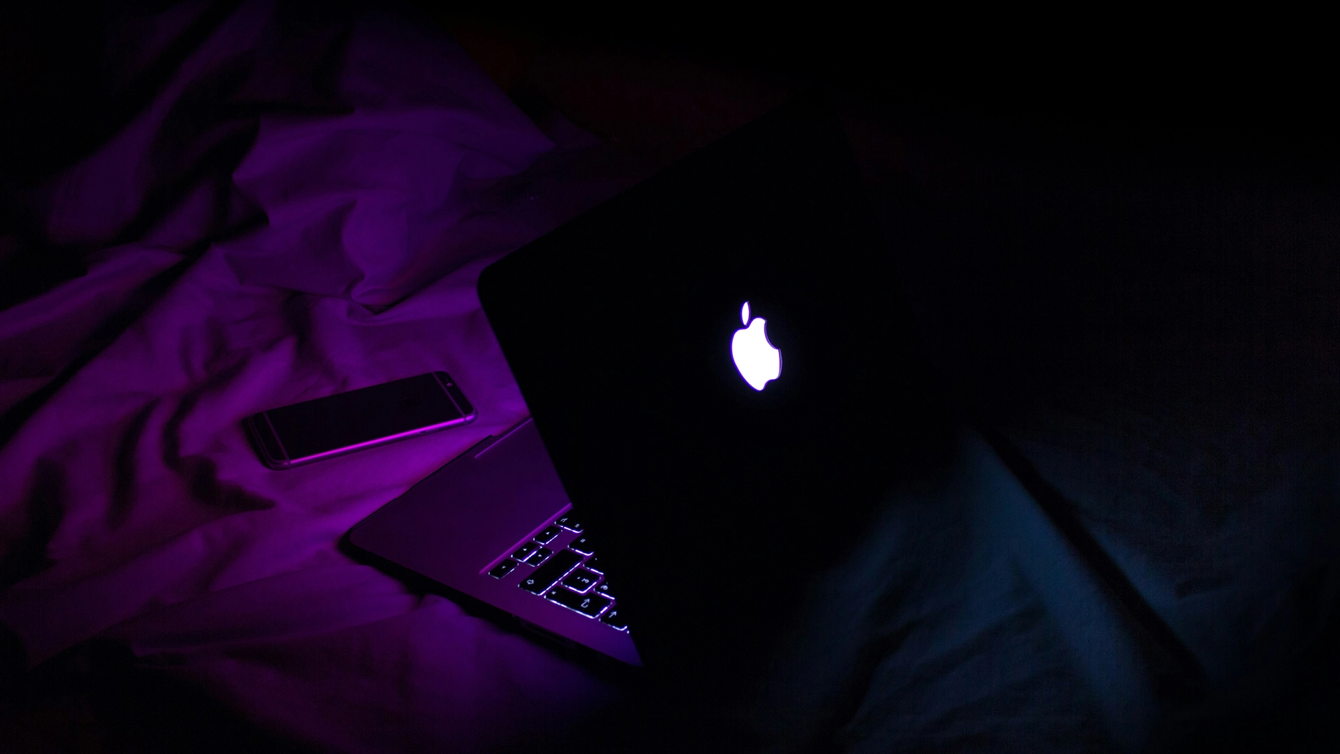 Relatório Revela Que Malware de Código Aberto Captura Imagens de Vítimas Assistindo Pornografia